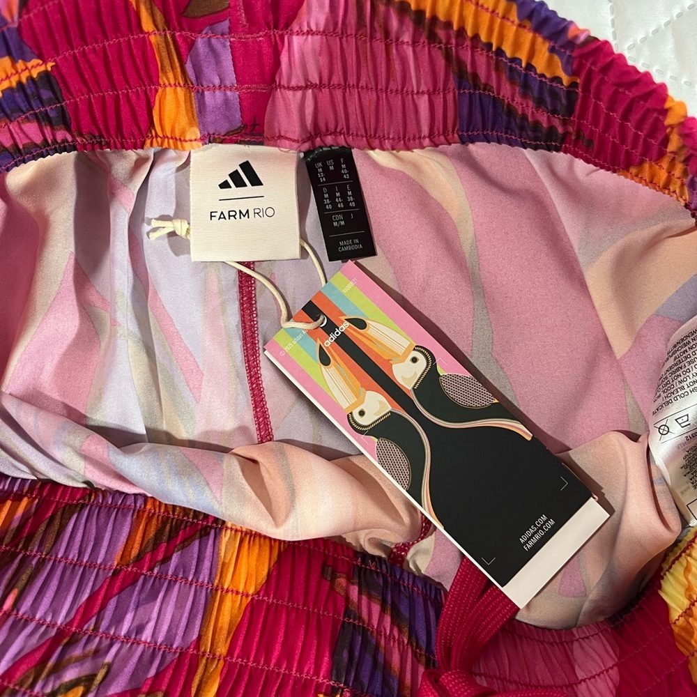 Adidas x Farm Rio Tropical Club Print Running Shorts NWT Women’s Medium - Picture 6 of 14
